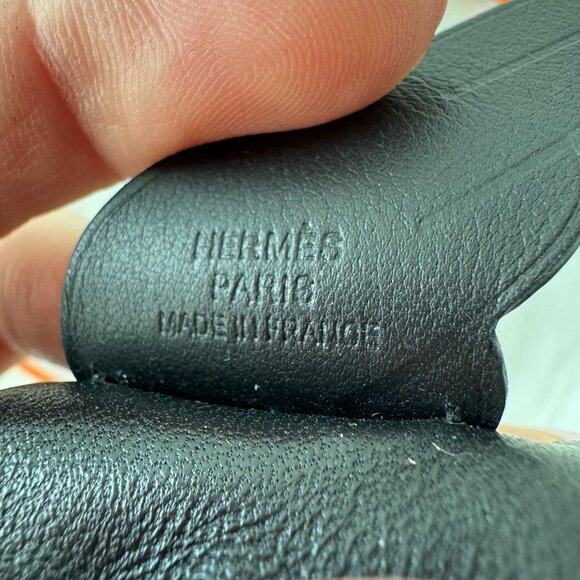 Hermes Pegasus charm so black - Picture 4 of 6